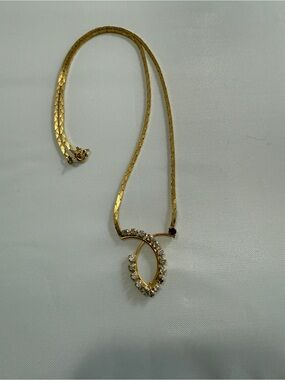 Vintage Gold-Plated Herringbone Necklace with Rhinestone Pendant